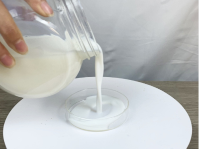 防銹面漆乳液8308 具有優異的快干性能、初期耐水性及抗回粘性，對金屬基材的附著力好，漆膜致密性高，耐鹽霧性能優異，與常規防銹助劑、防銹顏料相容性好